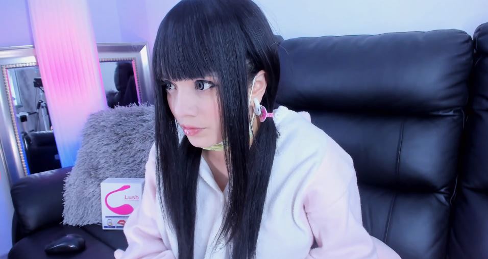 Watch our Sweet Little_bubblegum